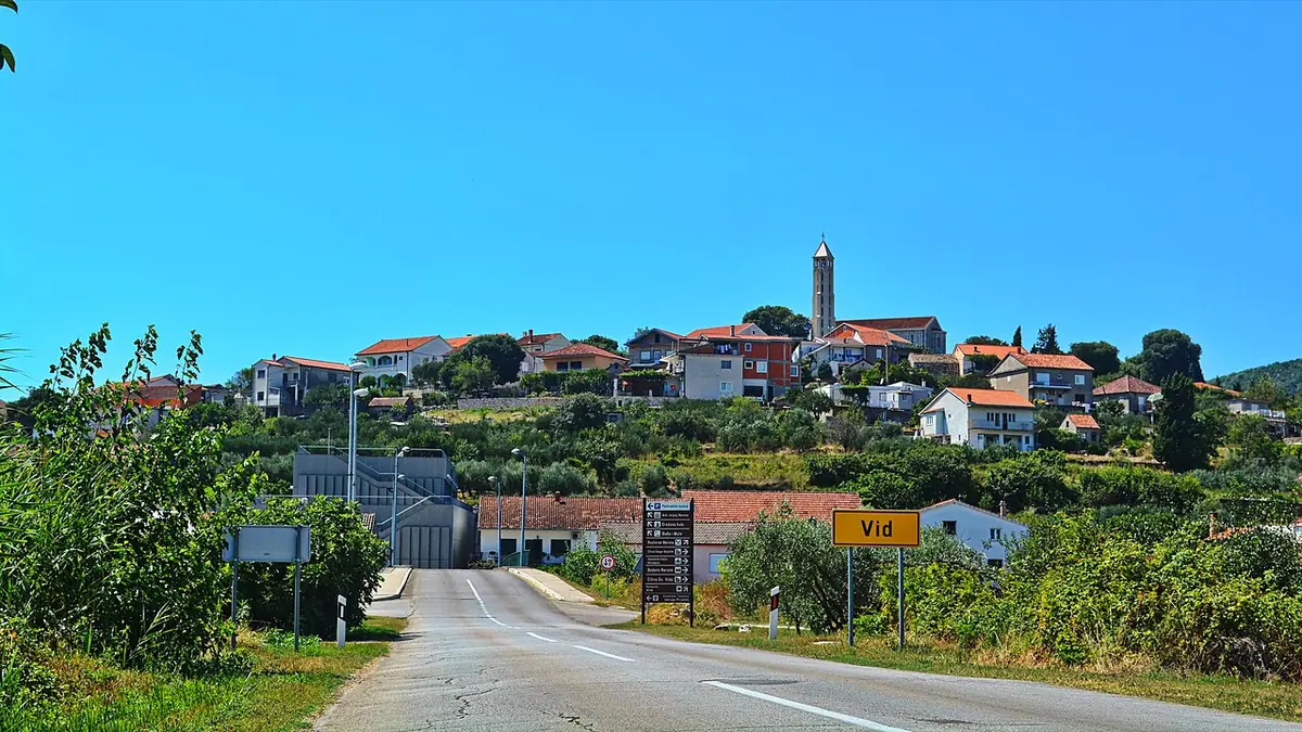 Fotografija mjesta Vid (naslov izvornika: Z-6193 Arheološka zona i kulturno-povijesna cjelina Narona – Vid)
