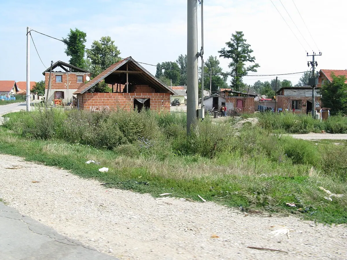 Fotografija mjesta Donje Vratno (naslov izvornika: Romsko naselje - panoramio)